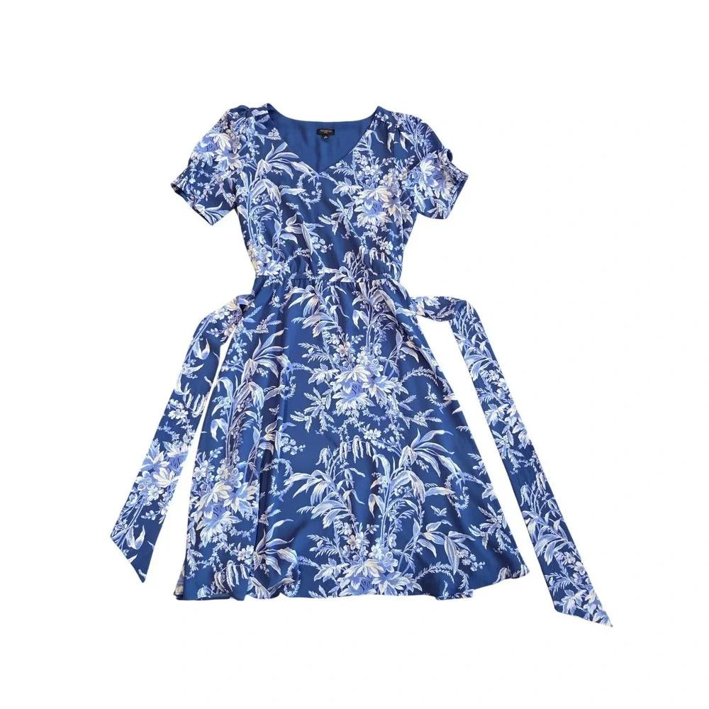 Talbots Petite Blue White Floral Toile Fit & Flare V-Neck Belted Dress 4P - Picture 3 of 4